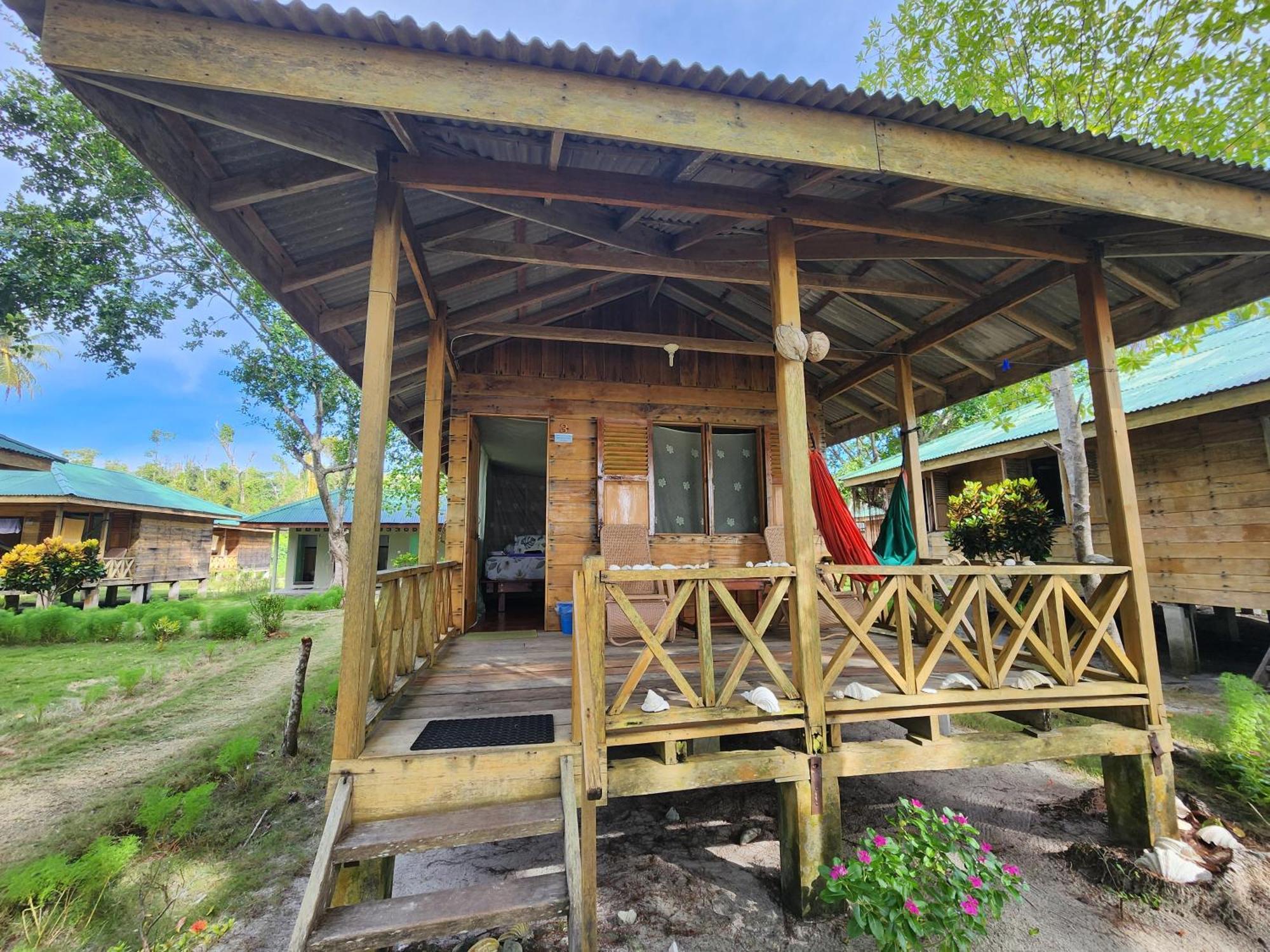 Mb Palambak Island Resort Pulau Banyak Aceh Singkil Pulau Palambakbesar Exterior photo