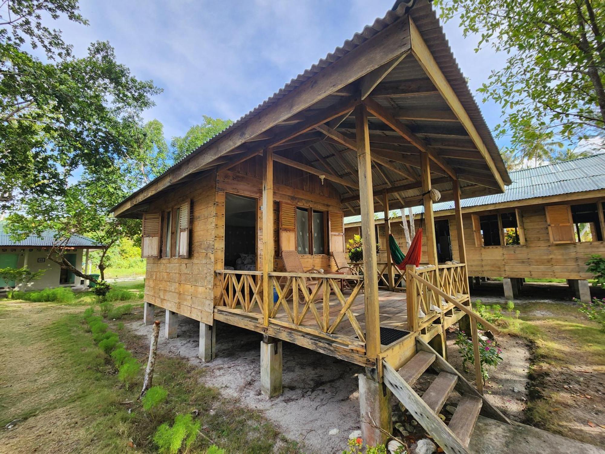 Mb Palambak Island Resort Pulau Banyak Aceh Singkil Pulau Palambakbesar Exterior photo